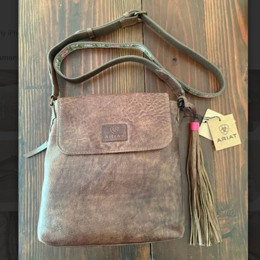 Ariat NEW Womens Addison Concealed Carry Crossbody Purse Western Leather Brown